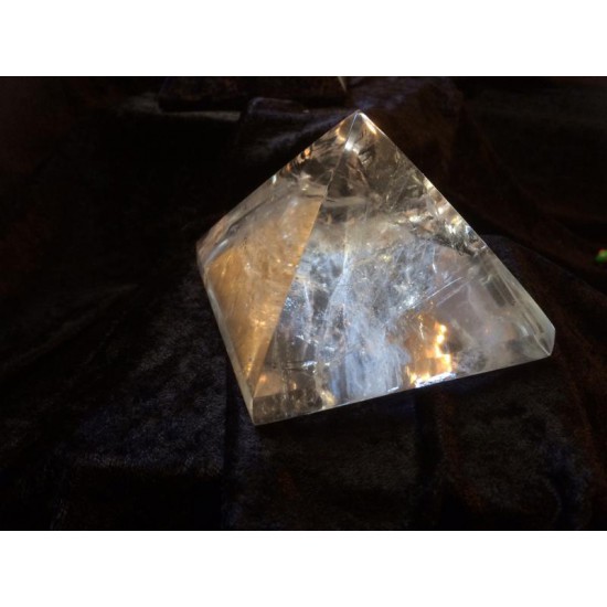 Pyramid: Clear Quartz 